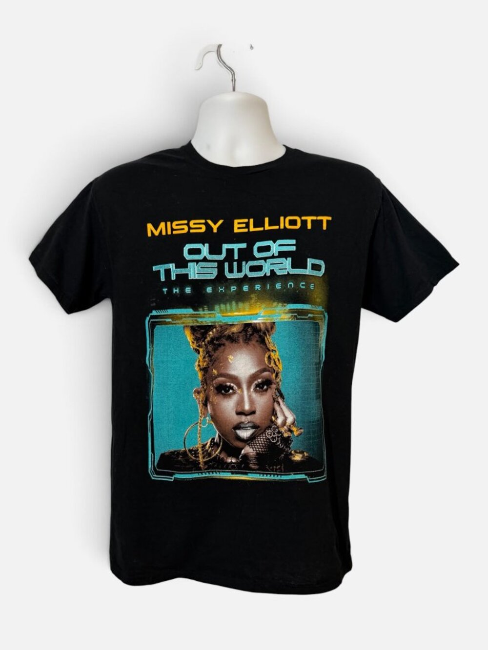 Missy Elliott Out of This World Tour T-Shirt Fruit of the Loom Size M